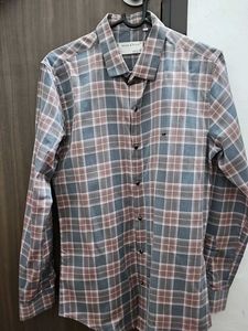 Men's Plaid Button-Down Shirt