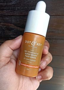 Dot &amp; Key Vitamin C+E Face Serum 🧡