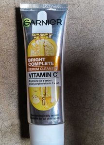 Garnier Bright Complete Serum Cleanser