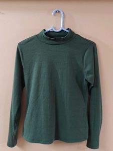 Green Mock Neck Long Sleeve Top