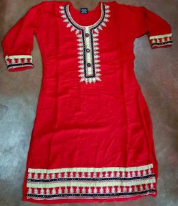 🎯 RED KURTI