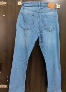 Light Blue Unisex Jeans 32 Size👖