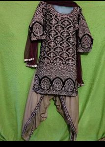 Elegant Embroidered Salwar Suit