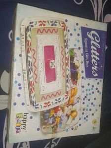 GLITTERS SPECIAL GIFT BOX😍😍