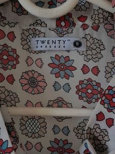 CLEARANCE SALETwenty Dresses White Blouse