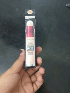 💝✌️Maybelline Instant Age Rewind Multi Use Concea