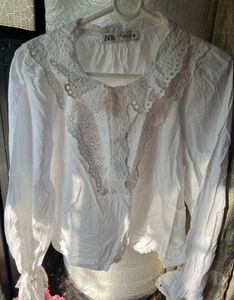 Peter pan collar zara top