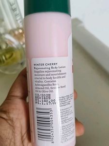 Biotique Winter Cherry Body Lotion