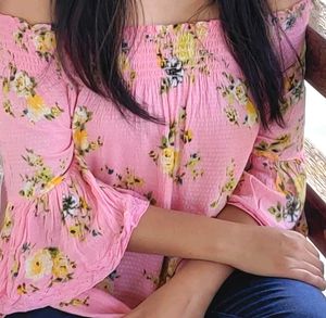 Bossini Half Sleeves Floral Pink Top💖