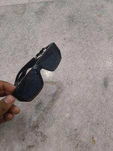 Black Framed Sunglasses