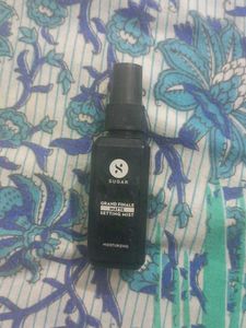 Sugar Settings Spray.