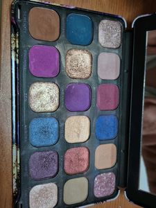 Makeup Revolution Eye Shadow