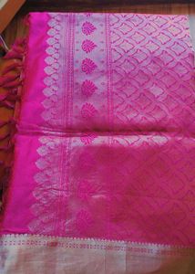 Gently used, exquisite saree for sale!