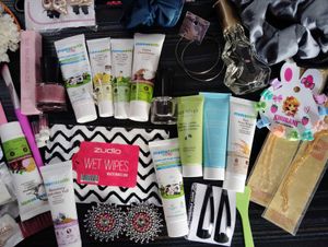 MYSTERY SKINCARE- ANY 3 WITH FREEBIES ❤️