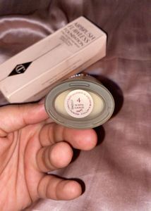CHARLOTTE TILBURY AIRBRUSH FOUNDATION