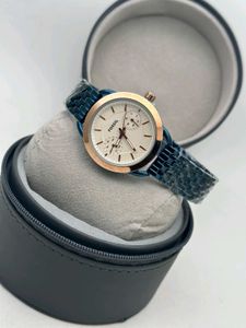 FOSSIL PREMIUM QUALITY LADIES WATCH