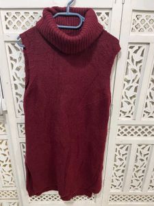 🎀Imported Burgundy Turtleneck Sweater Vest