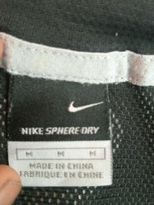 Original Nike Sphere Dry T-shirt