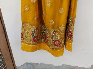 Mustered Rajputi Poshak