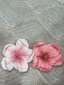 Pretty Crocheted Flower Clips