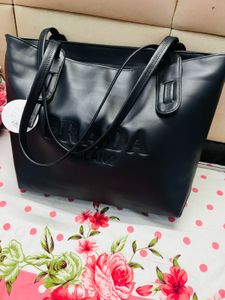 Beautiful Black Tote bag 💼 Unused
