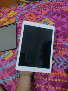 Apple IPad (Can Swap With iPhone 14 Or Above)