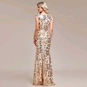 Elegant Sequin Evening Gown Cocktail Party