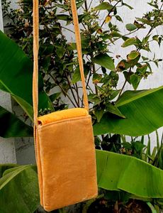 Mini Sling Bag 🧡