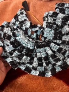 laddu Gopal wollen dress size 4,5 only 1 dres