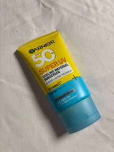 Garnier Face Wash And Sunscreen Combo