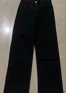 Black Jeans