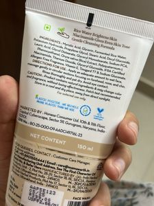Mamaearth Rice Dewy Bright Face Wash