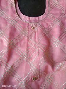 Beautiful Pink Colour Kurti