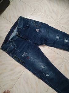 Stylish Distressed Denim Jeans