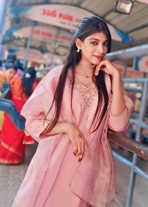 Pakistani Look Women's  Blend Straight Embroidere