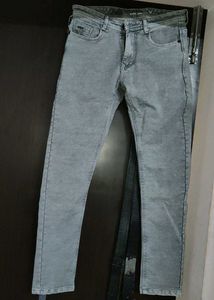 Light Wash Slim Fit Jeans