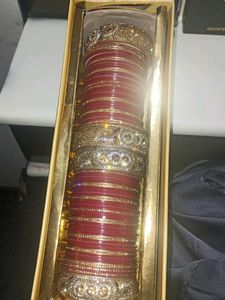 Bridal Chura Set, red and gold chuda wit