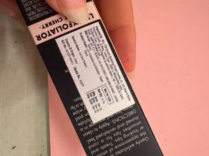 Elf lip exfoliator Sweet Cherry