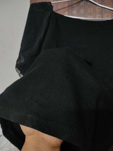 Black Ribbed Puff Sleeves Top