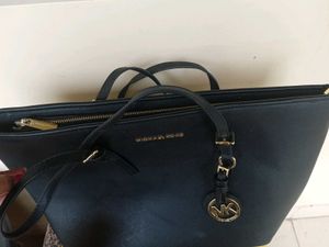 Michael Kors (First Copy)Tote Bag - Black