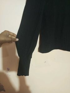 Black Sweatshirt Top For Women 🖤