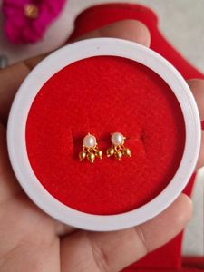 Beautiful New Pearl Earrings