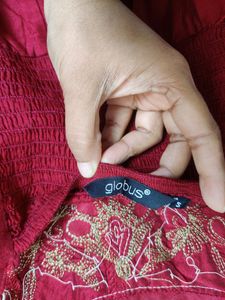 GLOBUS Gown