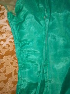 Long Pakistani Kurta...(Hania Ameer) Look