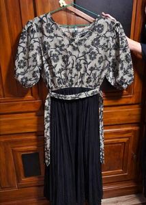 ☄️Elegant Floral Print Midi Dress