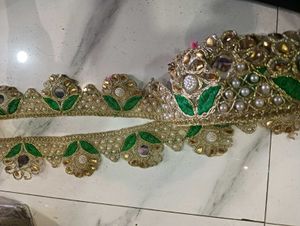 saree and dupatta lace