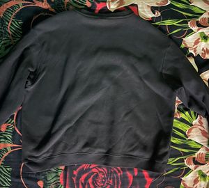 Black H&amp;M Sweatshirt