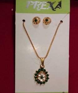 Elegant Necklace &amp; Earring Set