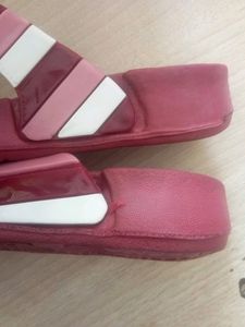 Only Cash OFFER  Ladies And Girls Chappal ₹179
