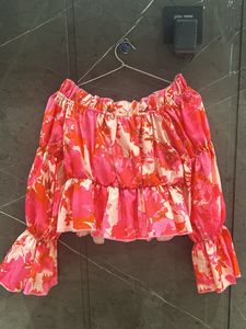 Floral Off-Shoulder Ruffle Blouse